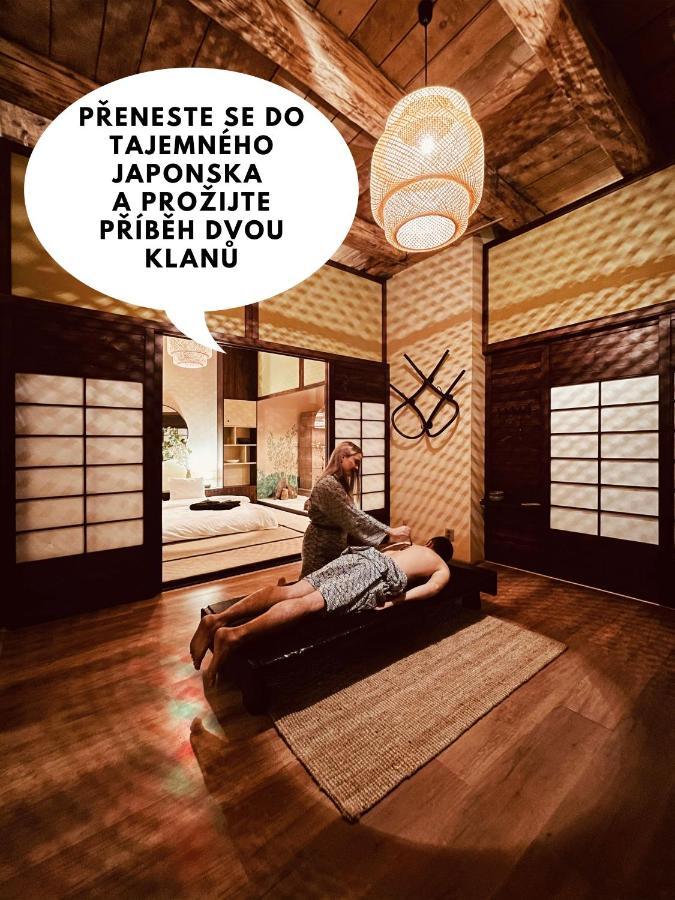 Oroom Japan - Role Play For Couples In Brno Dış mekan fotoğraf