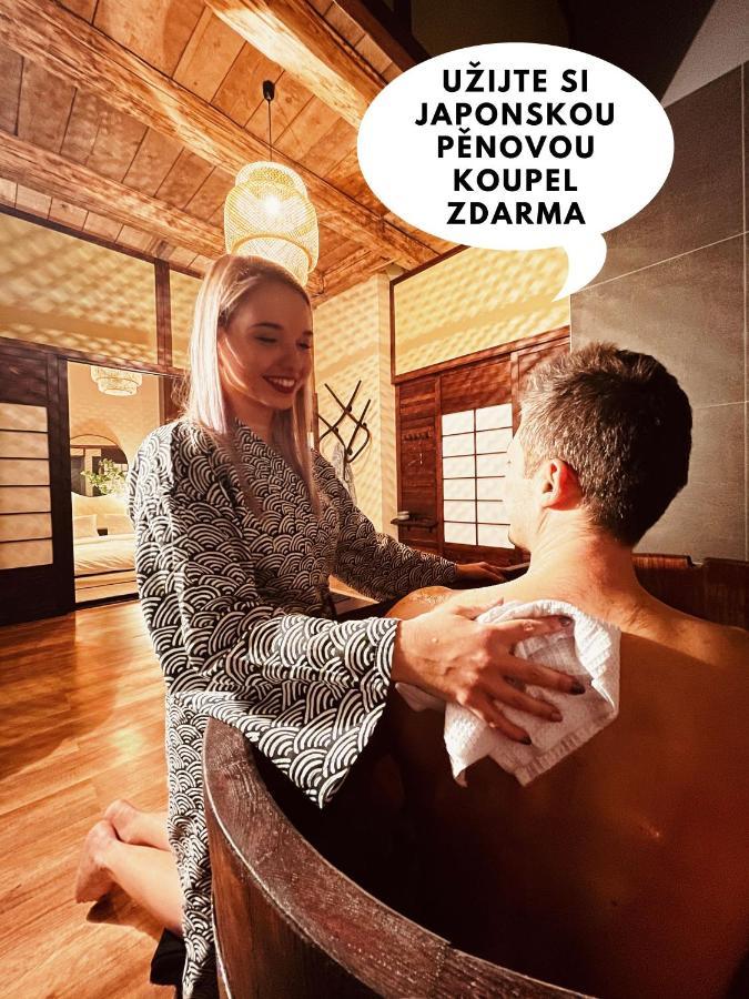 Oroom Japan - Role Play For Couples In Brno Dış mekan fotoğraf