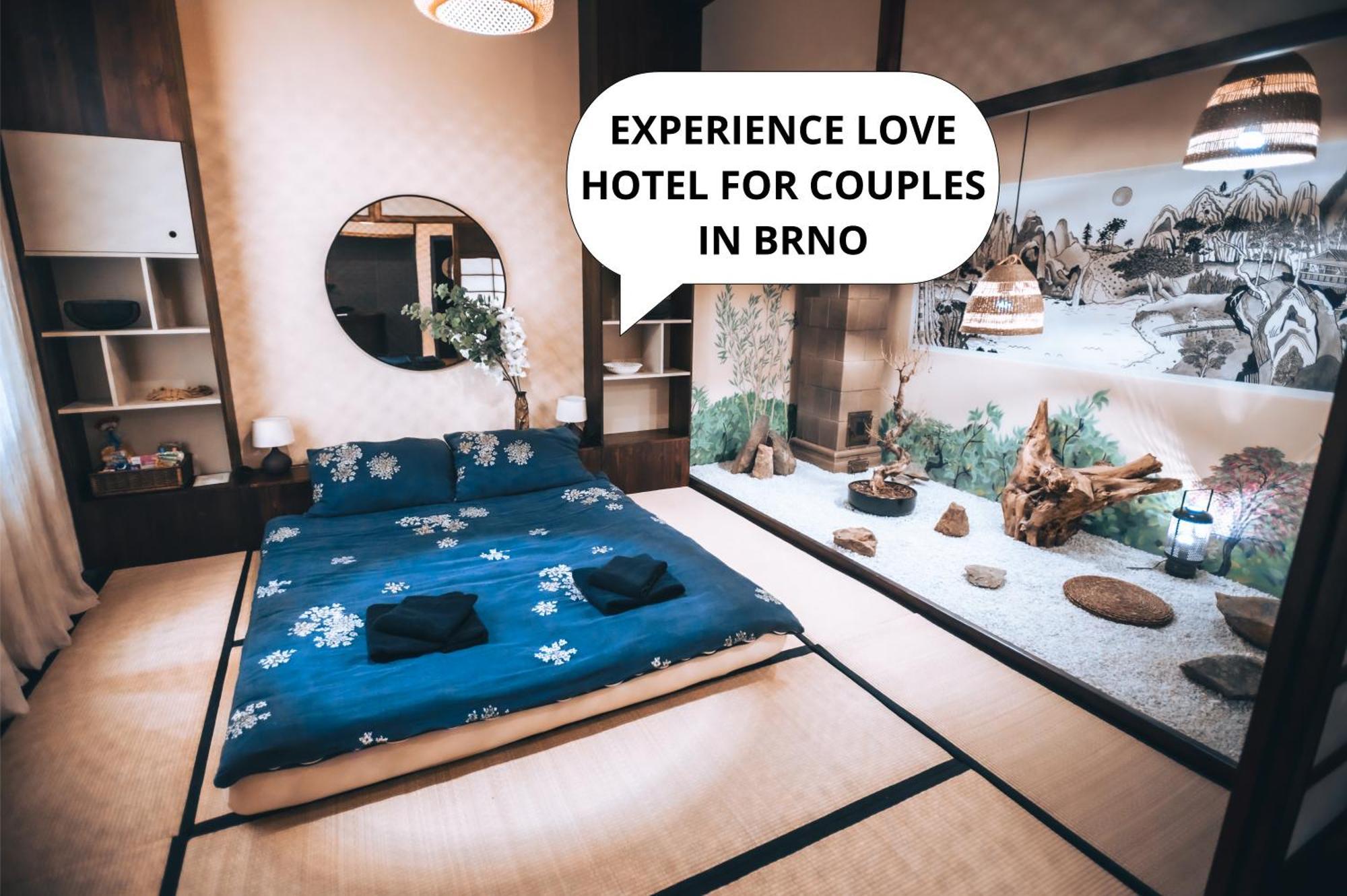 Oroom Japan - Role Play For Couples In Brno Dış mekan fotoğraf